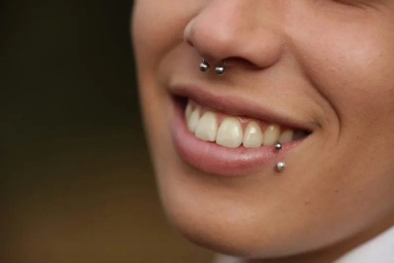 Crème anesthésiante pour un piercing (oreille, nez , surface , …)